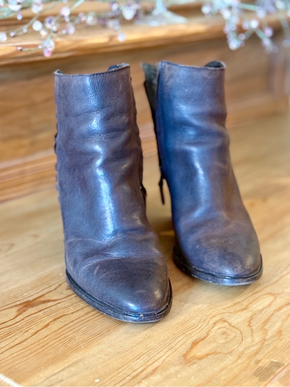 Women’s Brown Dolce Vita 7.5 Heeled Booties with Zippers and Leather Bands